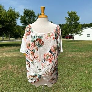 NWOT SJS Women’s Floral Print Top